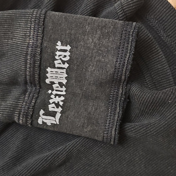 2 Women's Long Sleeve Tops...Black And Green - Picture 2 of 10